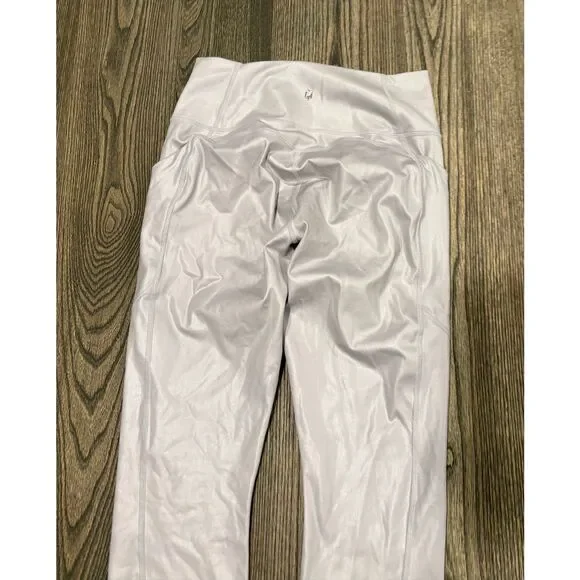 Fabletics Womens High Rise Athletic Leggings Yoga Workout Pull-On Silver Size M - Picture 5 of 9